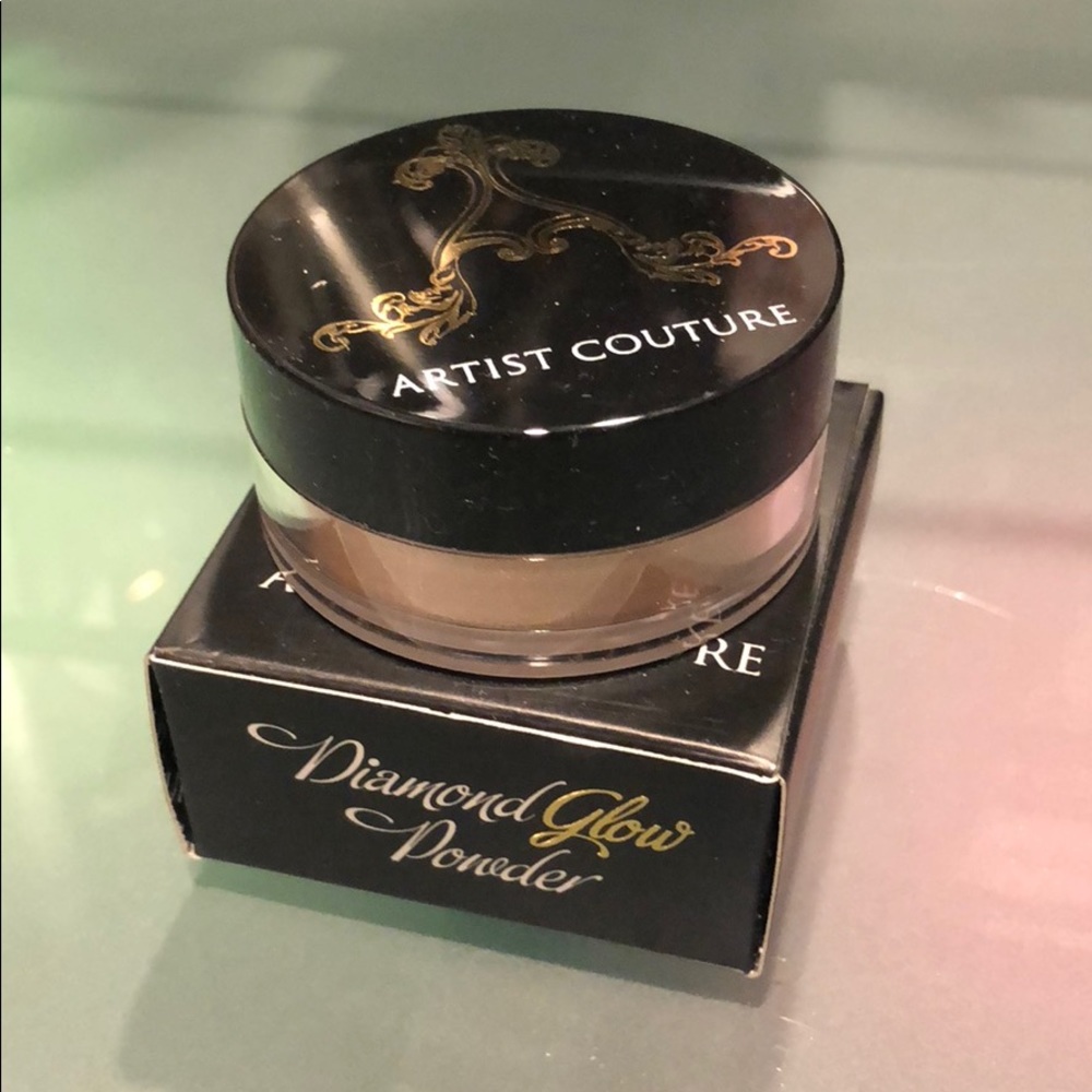 Artist Couture Diamond Glow Powder - NEW